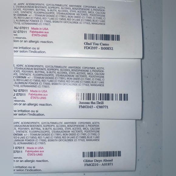 ColorStreet Nail Strips Purple 3 piece Glad You Camo, Juneau the Drill, Glitter - Picture 8 of 8